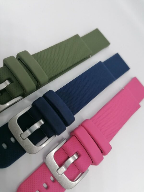 Силиконова каишка за Garmin Vivoactive / Vivomove  18 мм тъмно зелена - Image 2