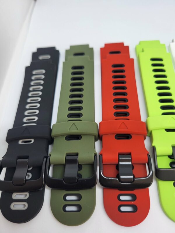 Силиконова каишка за Garmin Forerunner тъмно зелена - Image 3
